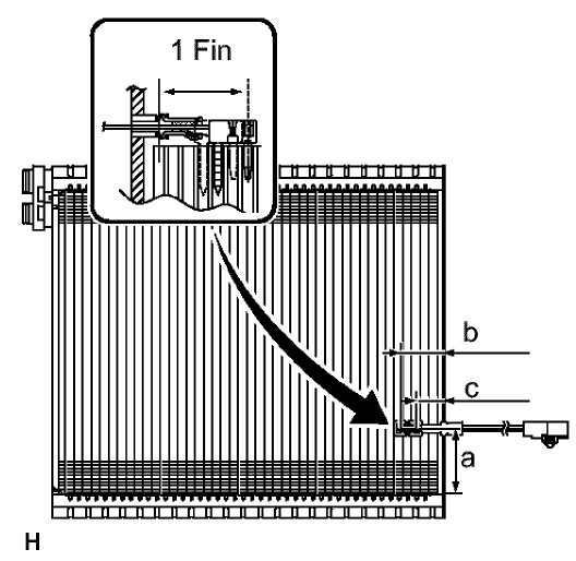 Fig. 13: Rear Side Door Stationary Window